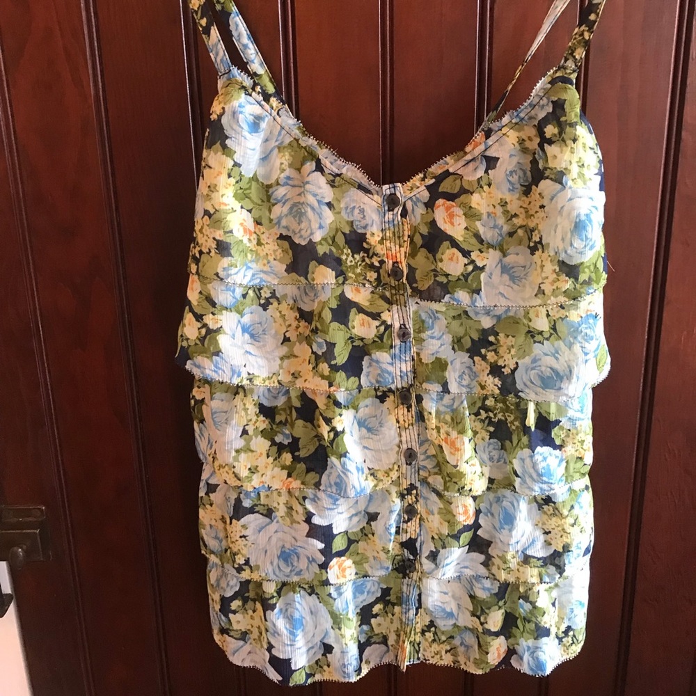 Abercrombie XS tank top with ruffles